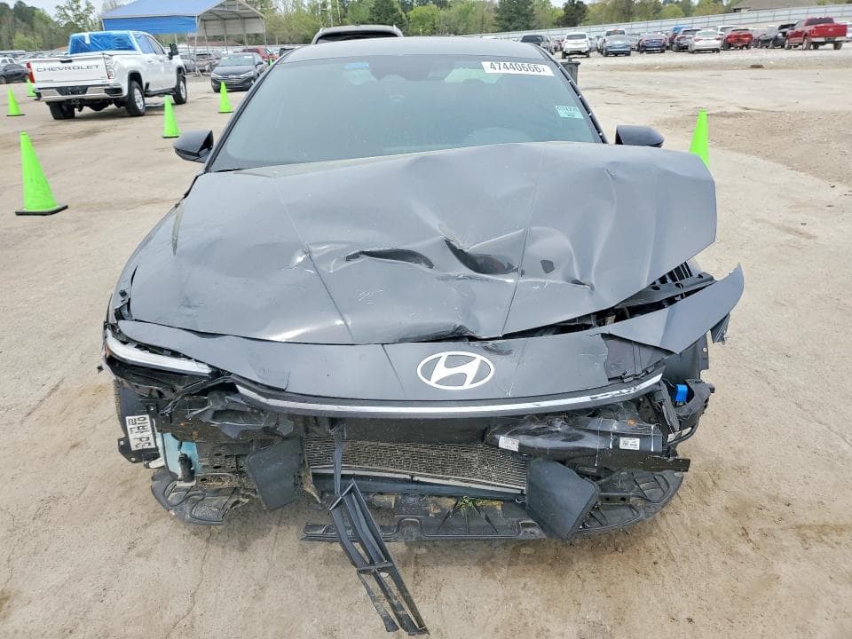 2025 HYUNDAI ELANTRA SEL SPORT 5