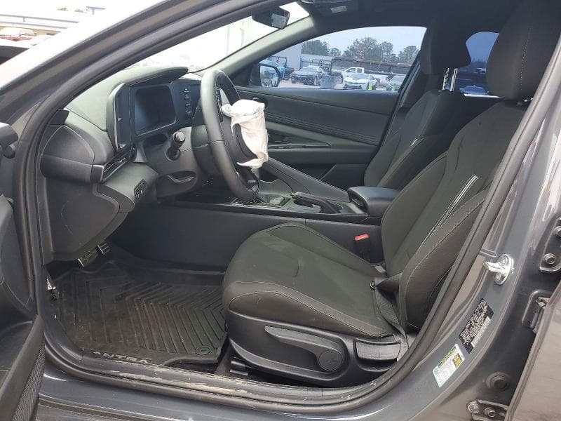 2025 HYUNDAI ELANTRA SEL SPORT 7