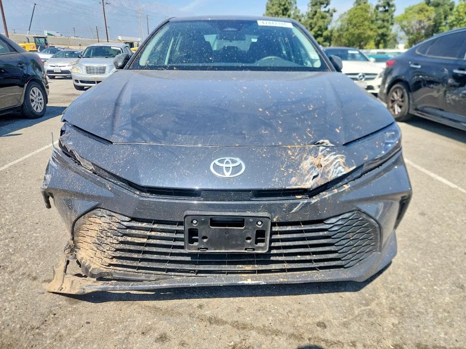 2025 TOYOTA CAMRY LE 5