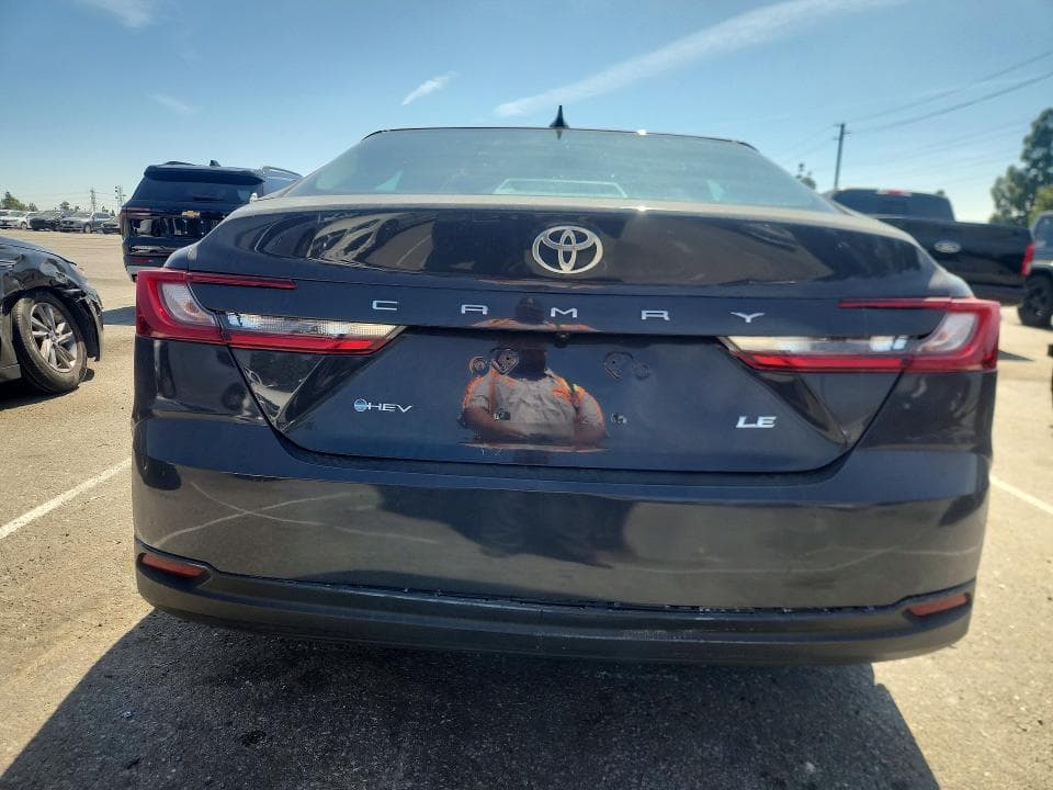 2025 TOYOTA CAMRY LE 6