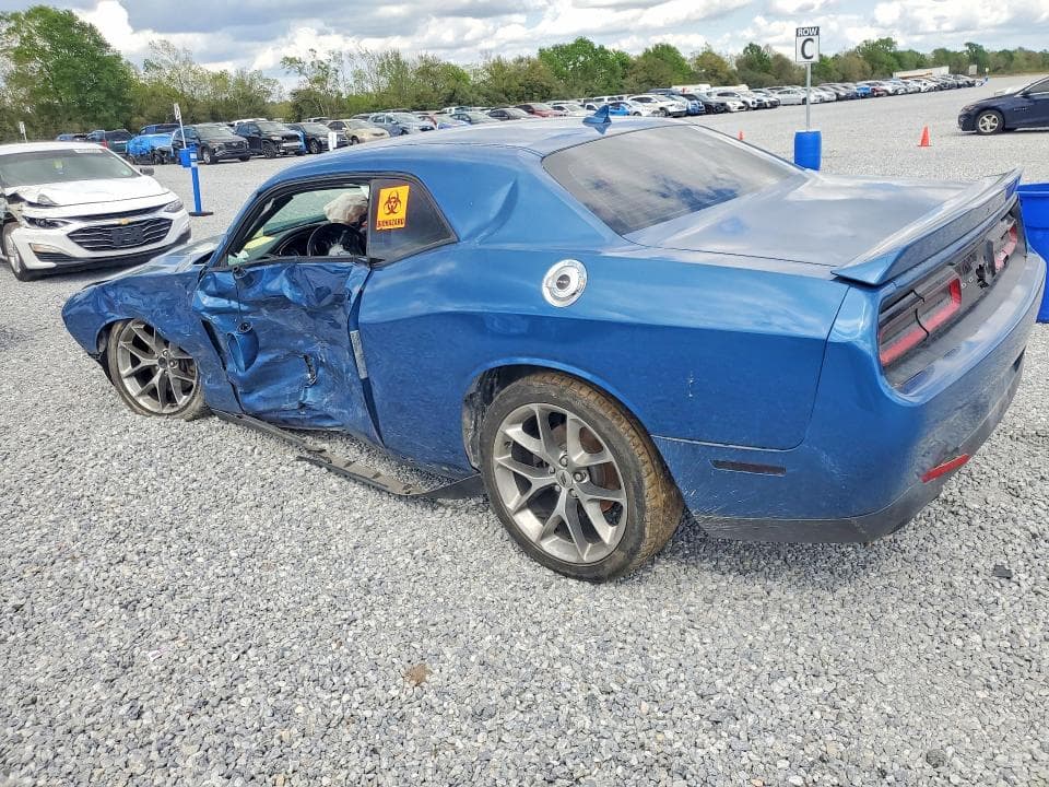 2020 DODGE CHALLENGER SXT 2