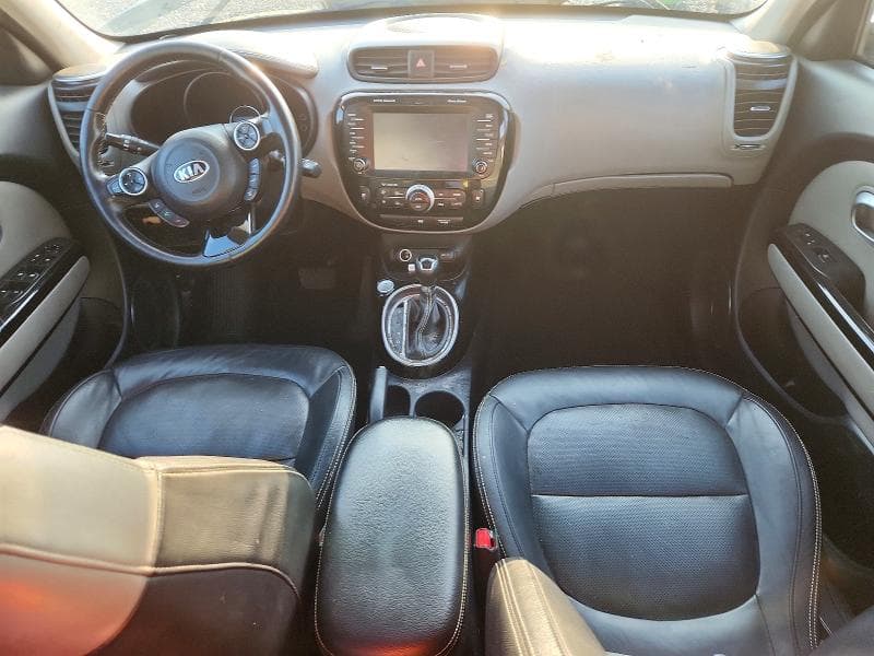 2016 KIA SOUL + 8