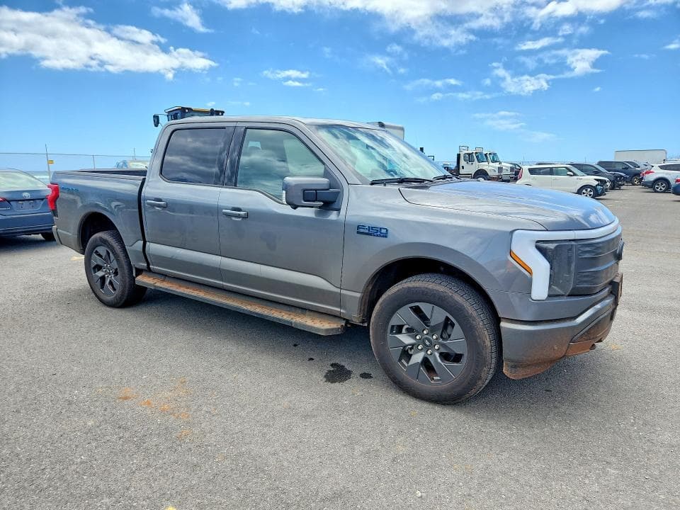 2025 FORD F150 LIGHTNING LARIAT 4
