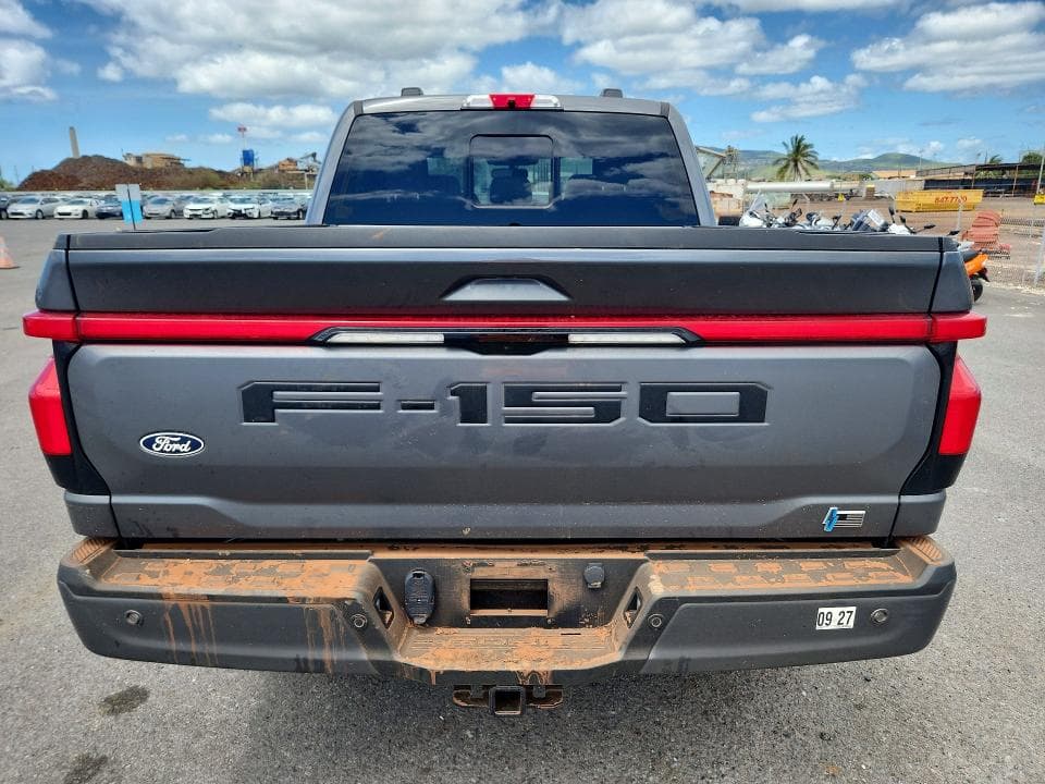 2025 FORD F150 LIGHTNING LARIAT 6
