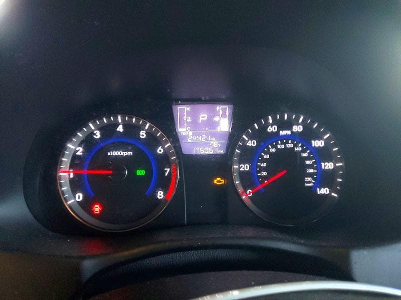 2017 HYUNDAI ACCENT SE 10