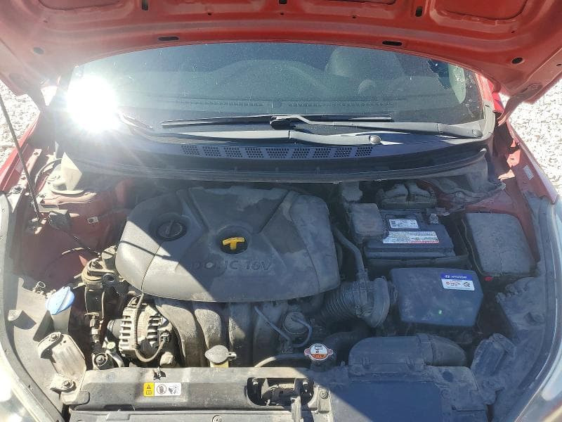 2016 HYUNDAI ELANTRA SE SE 11