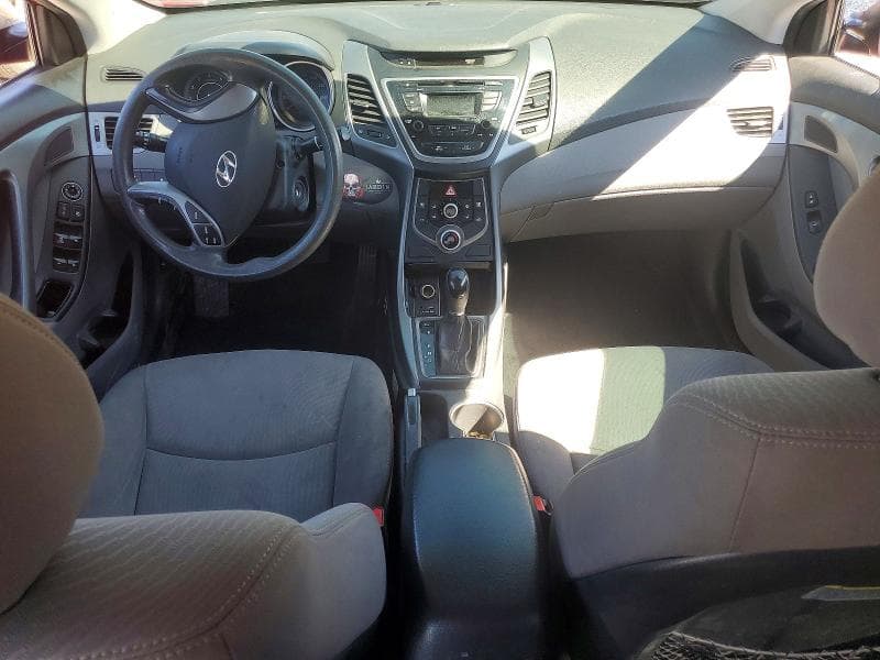 2016 HYUNDAI ELANTRA SE SE 8