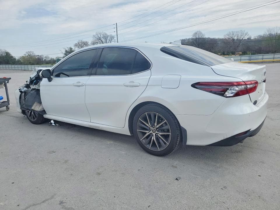 2021 TOYOTA CAMRY HYBRID XLE XLE 2