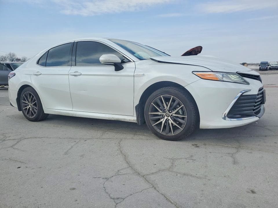 2021 TOYOTA CAMRY HYBRID XLE XLE 4