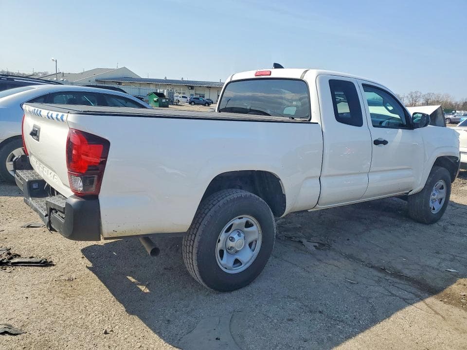 2022 TOYOTA TACOMA SR SR 3