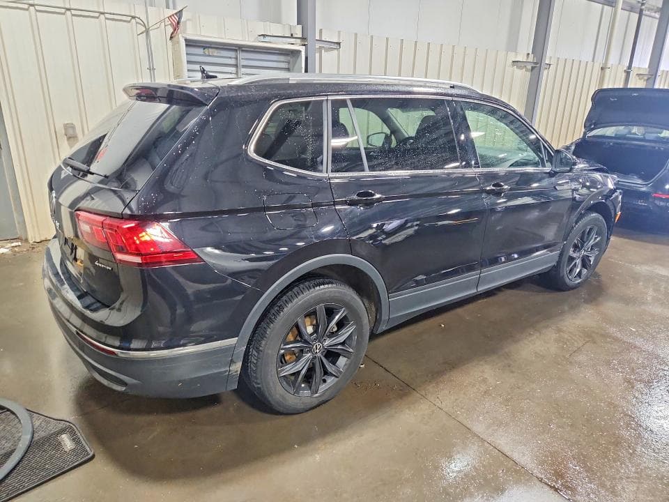 2024 VOLKSWAGEN TIGUAN SE 3