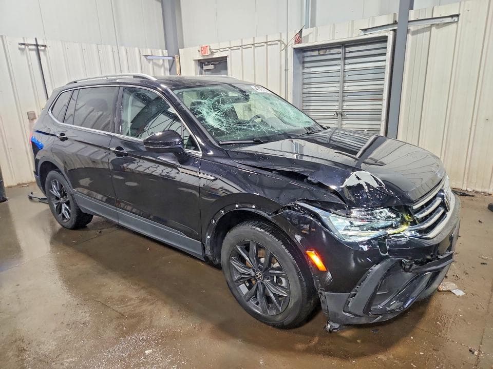 2024 VOLKSWAGEN TIGUAN SE 4