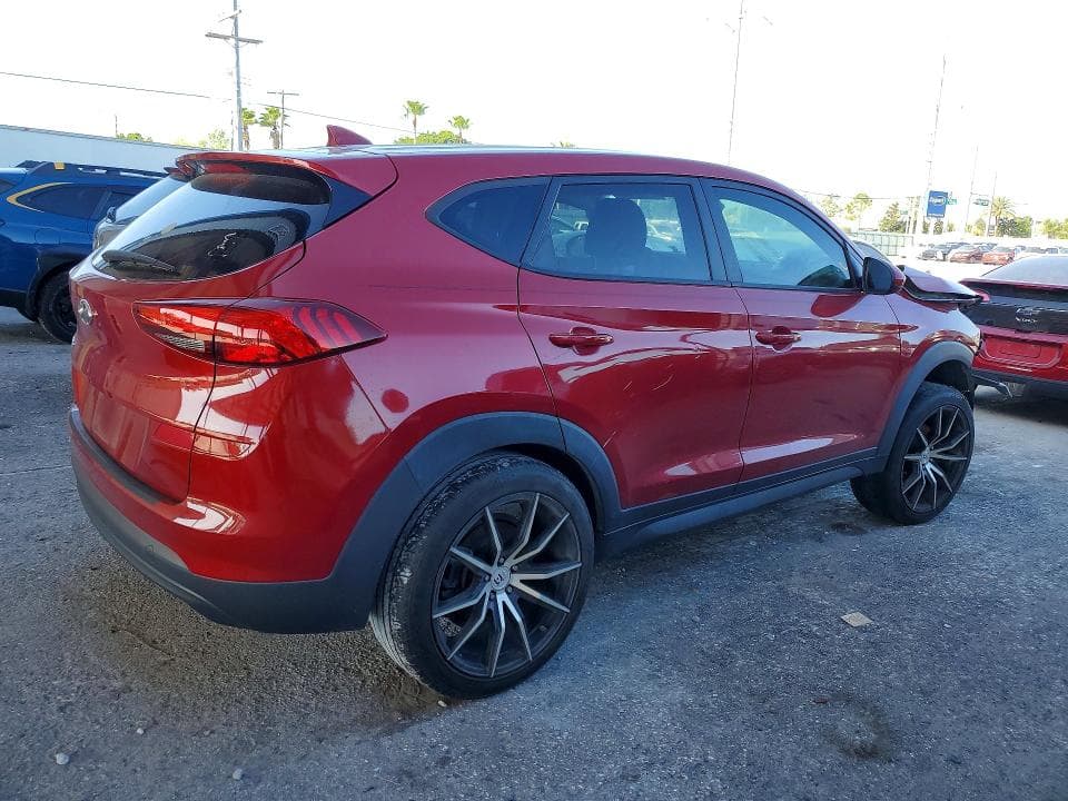 2021 HYUNDAI TUCSON SE 3