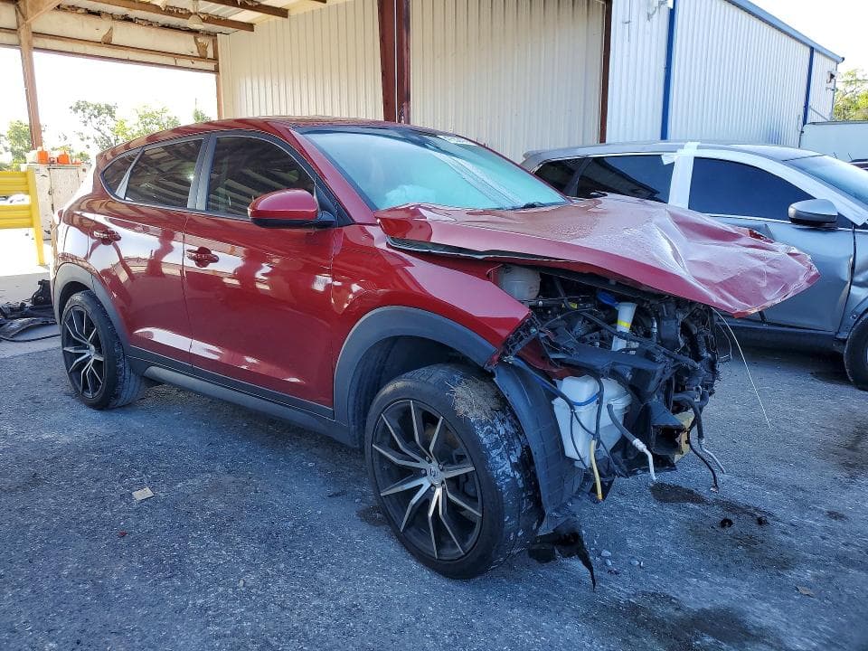 2021 HYUNDAI TUCSON SE 4