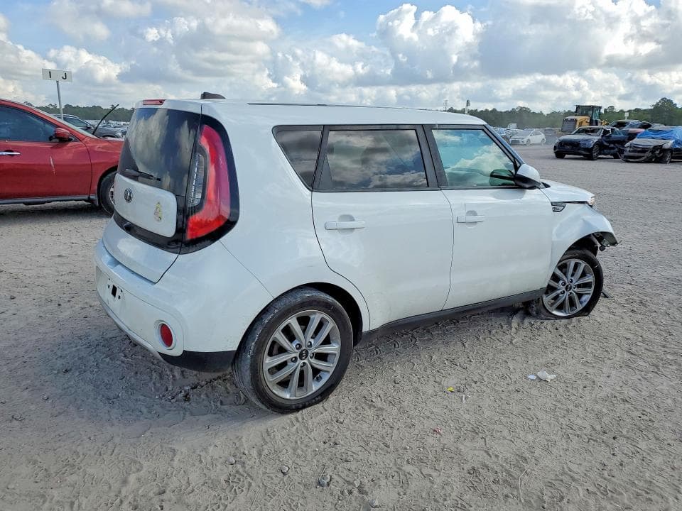 2018 KIA SOUL + 3