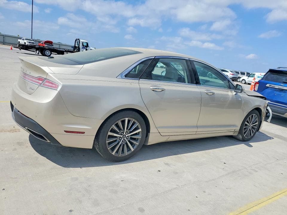 2017 LINCOLN MKZ HYBRID PREMIERE 3