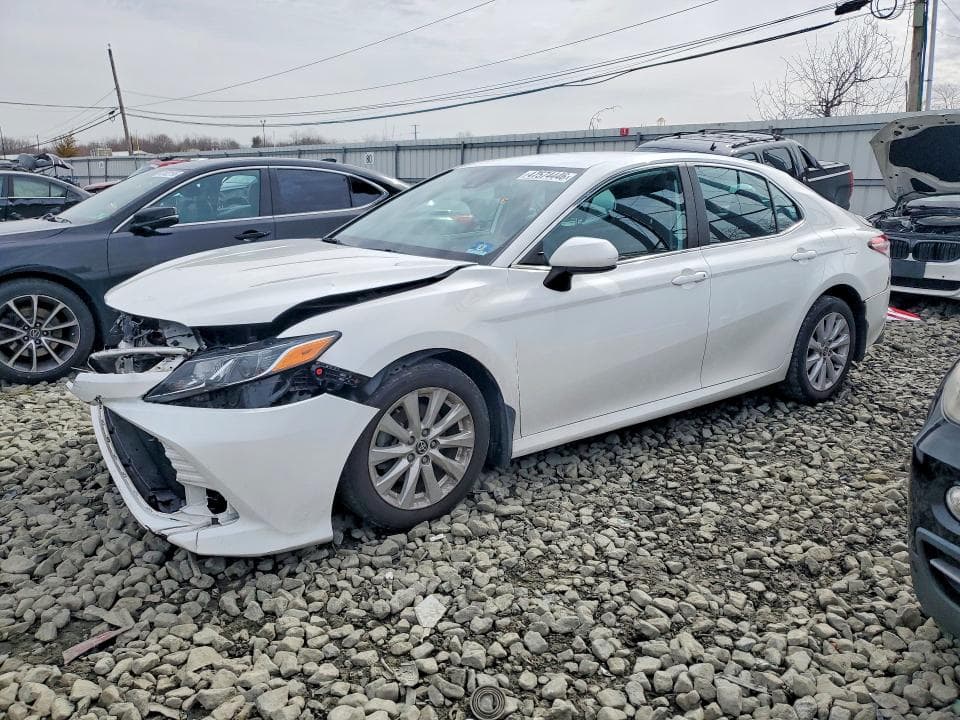 2020 TOYOTA CAMRY LE LE - 1
