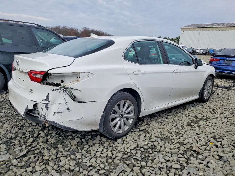 2020 TOYOTA CAMRY LE LE 3