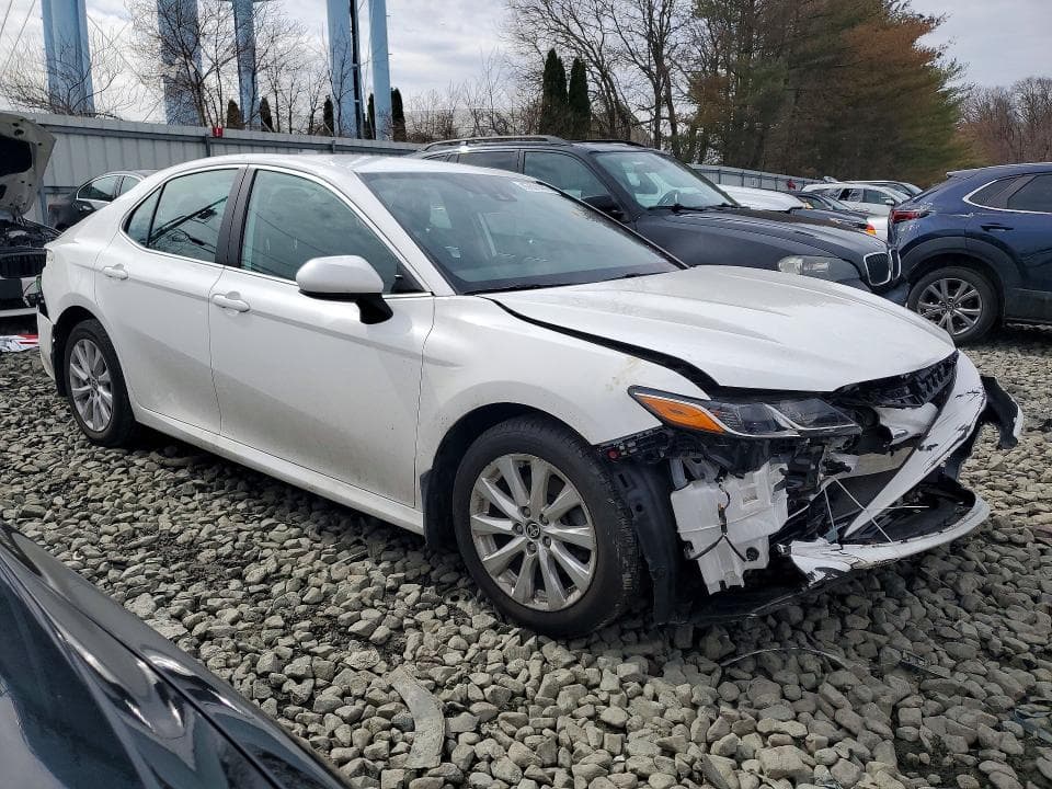 2020 TOYOTA CAMRY LE LE 4
