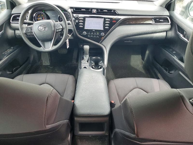 2020 TOYOTA CAMRY LE LE 8
