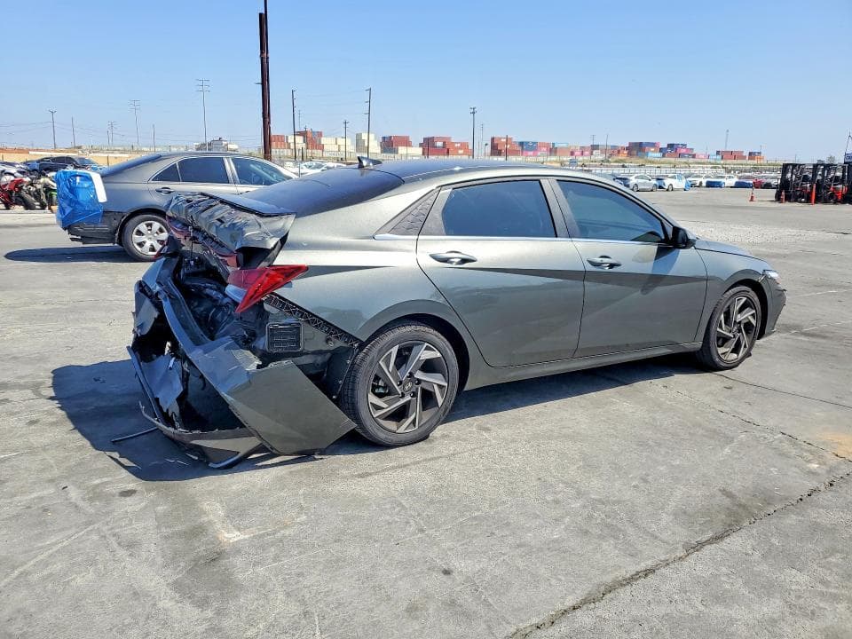 2025 HYUNDAI ELANTRA SEL CONVENIENCE 3