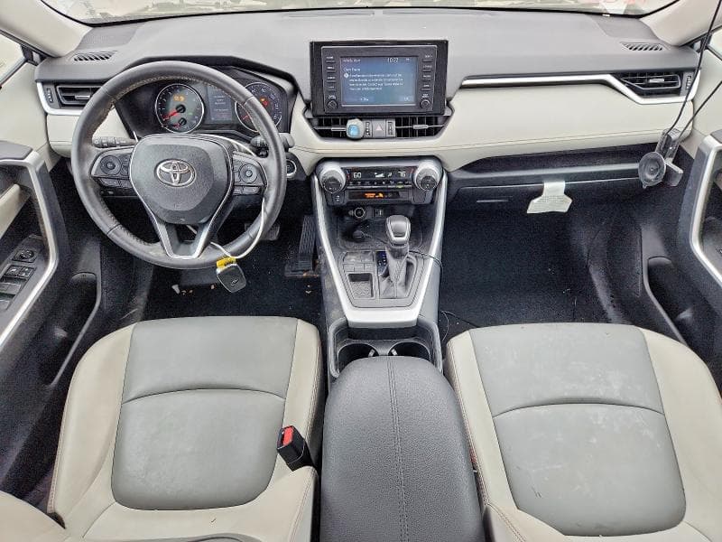 2019 TOYOTA RAV4 XLE PREMIUM XLE PREMIUM 8
