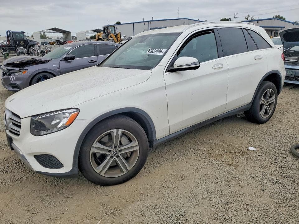 2019 MERCEDES-BENZ GLC 300 - 1
