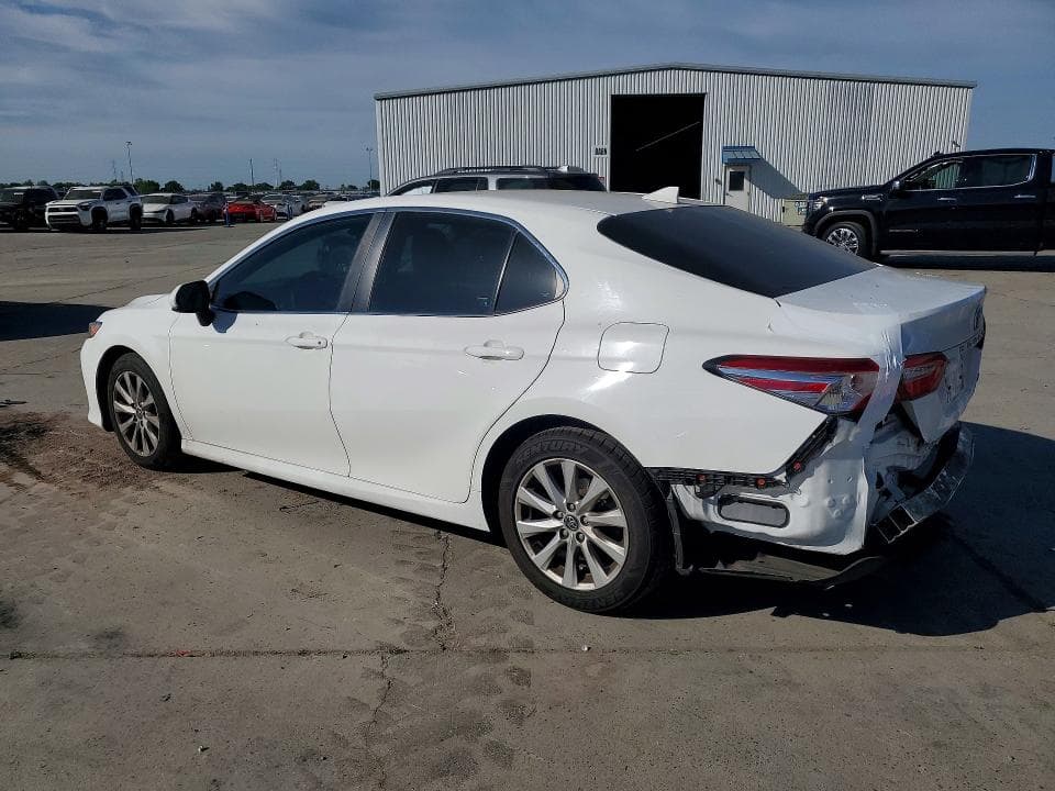 2020 TOYOTA CAMRY LE LE 2