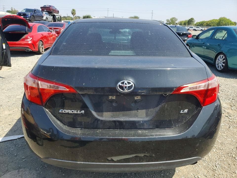 2018 TOYOTA COROLLA LE 6