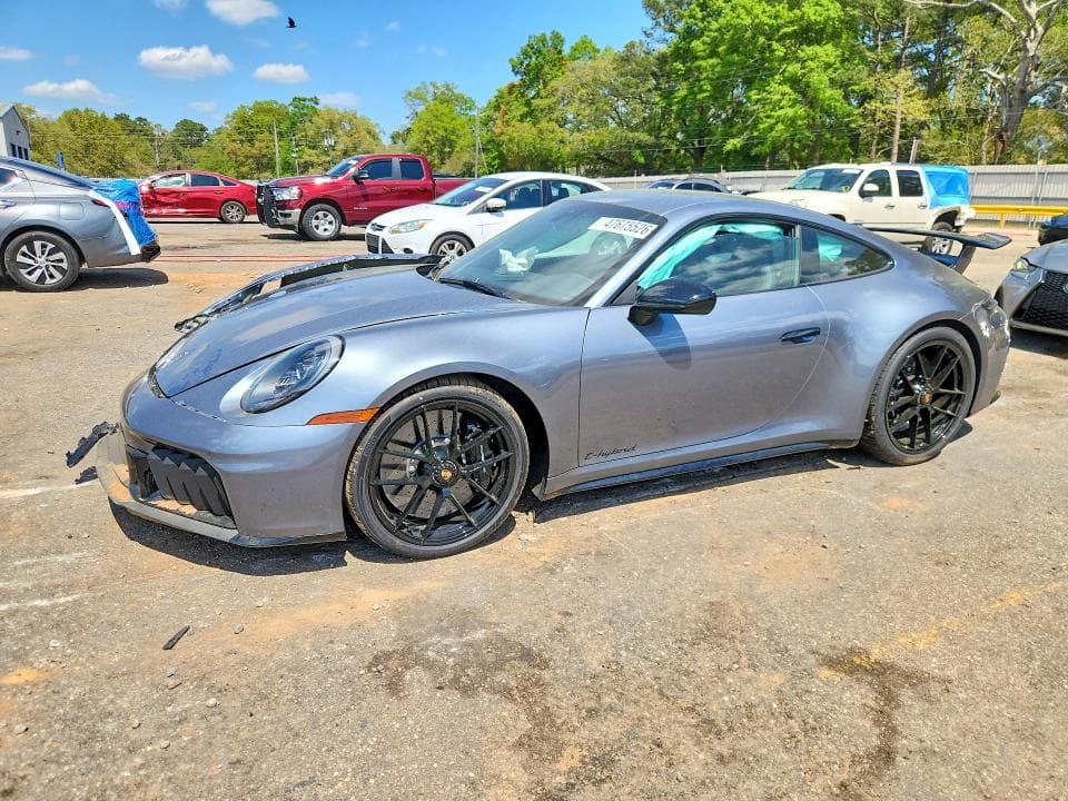 2026 PORSCHE 911 CARRERA GTS - 1