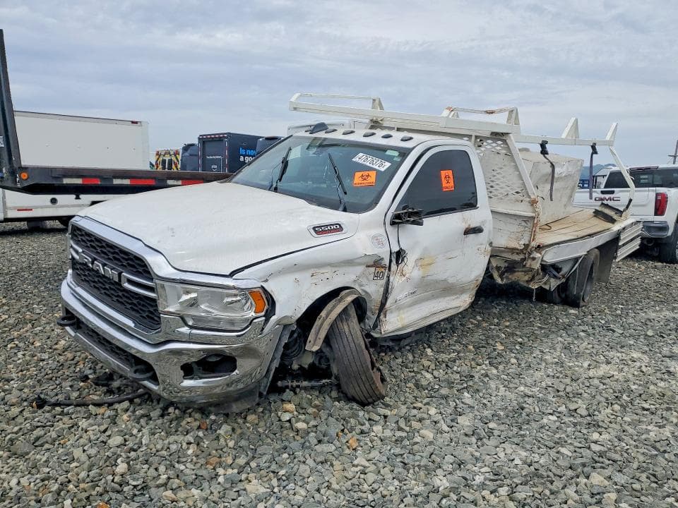 2021 DODGE RAM 5500 FLATBED TRUCK