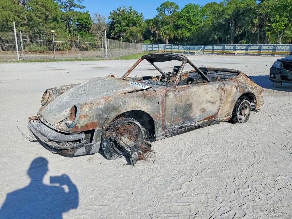 1983 PORSCHE 911CS