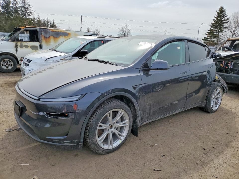 2026 TESLA MODEL Y