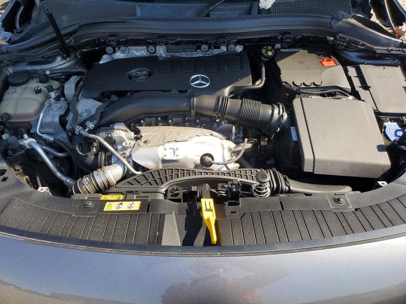 2022 MERCEDES-BENZ GLA 250 4MATIC 11