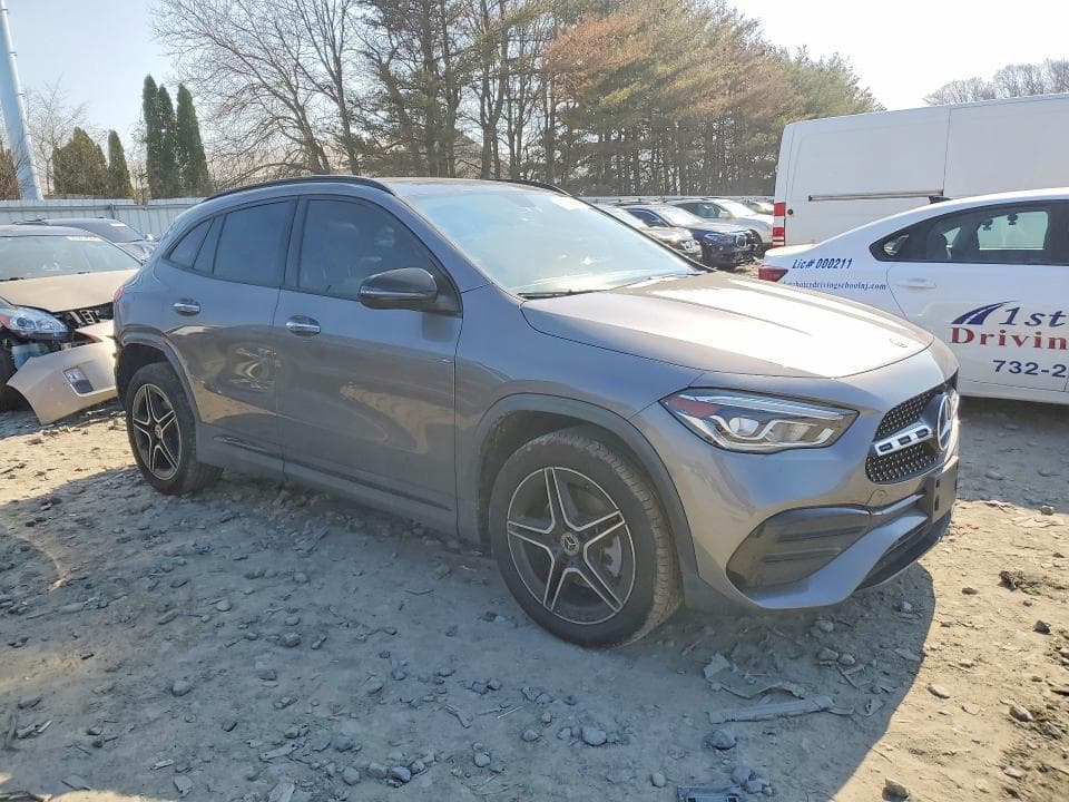 2022 MERCEDES-BENZ GLA 250 4MATIC 4
