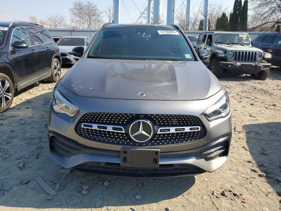 2022 MERCEDES-BENZ GLA 250 4MATIC 5