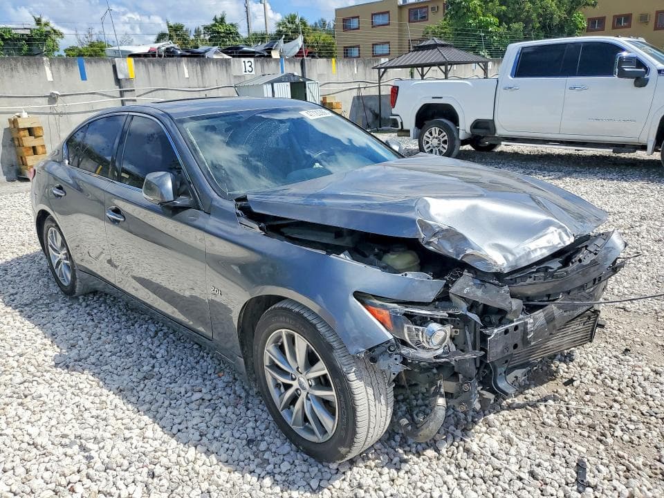 2017 INFINITI Q50 2.0T PREMIUM 4