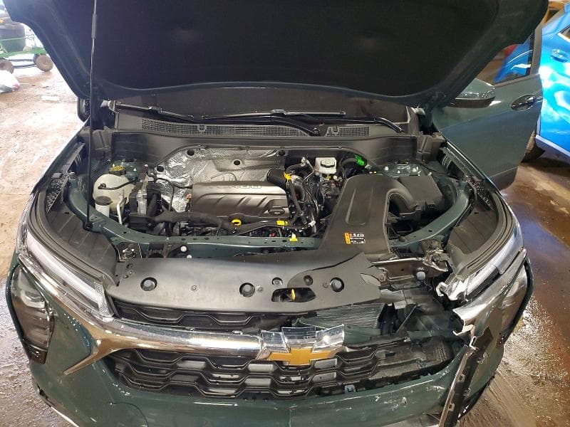 2025 CHEVROLET TRAX 1LT 12