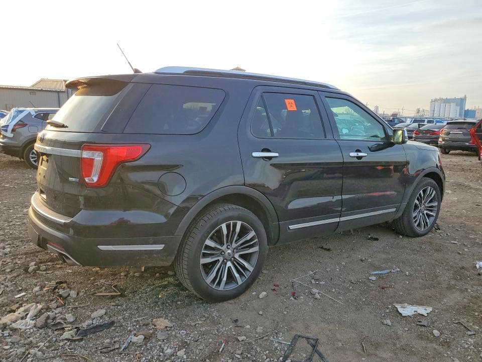 2019 FORD EXPLORER PLATINUM 3