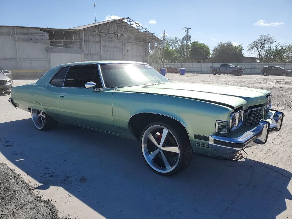 1973 PONTIAC GRANDVILLE 4