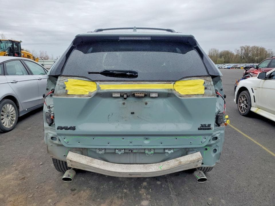 2020 TOYOTA RAV4 HYBRID XLE XLE 6