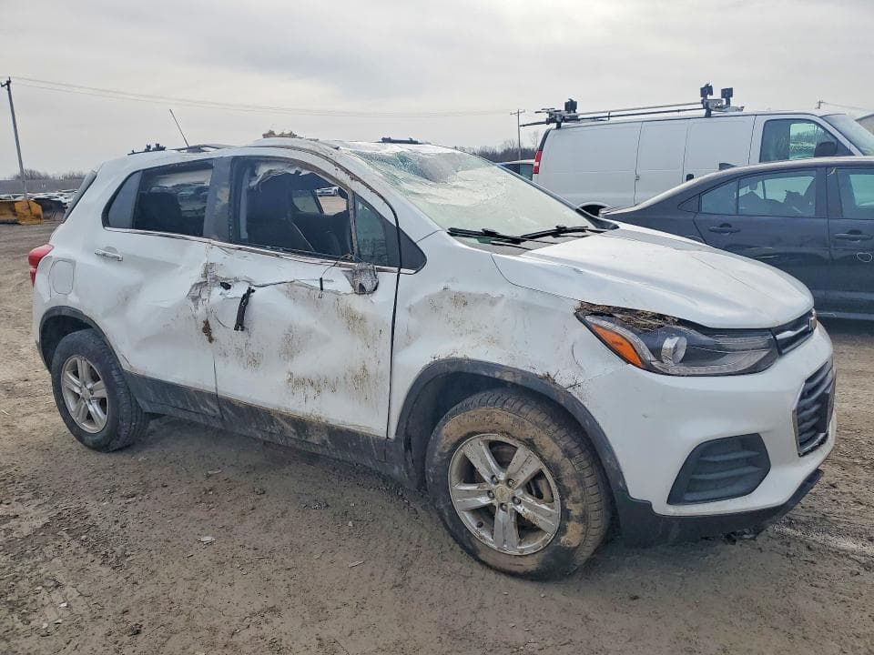 2019 CHEVROLET TRAX 1LT 4