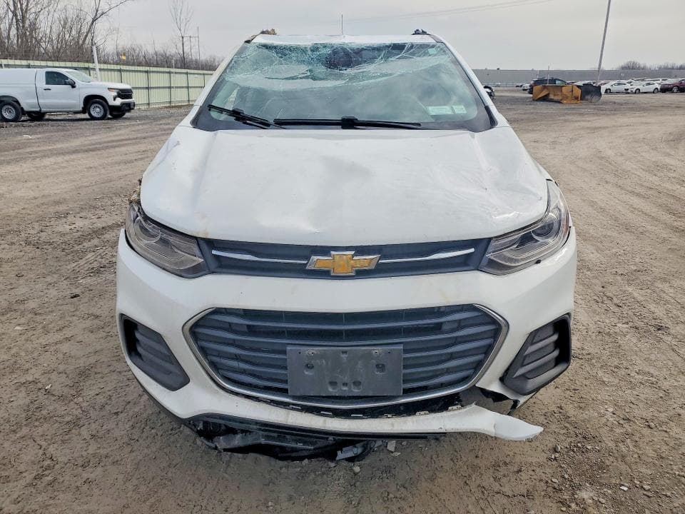 2019 CHEVROLET TRAX 1LT 5