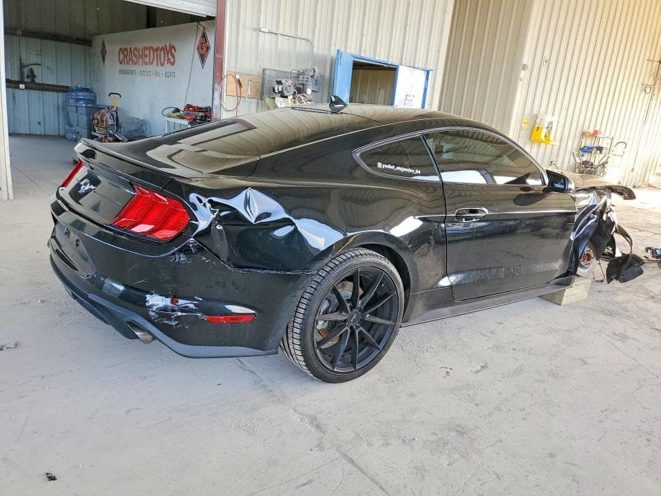 2022 FORD MUSTANG 3