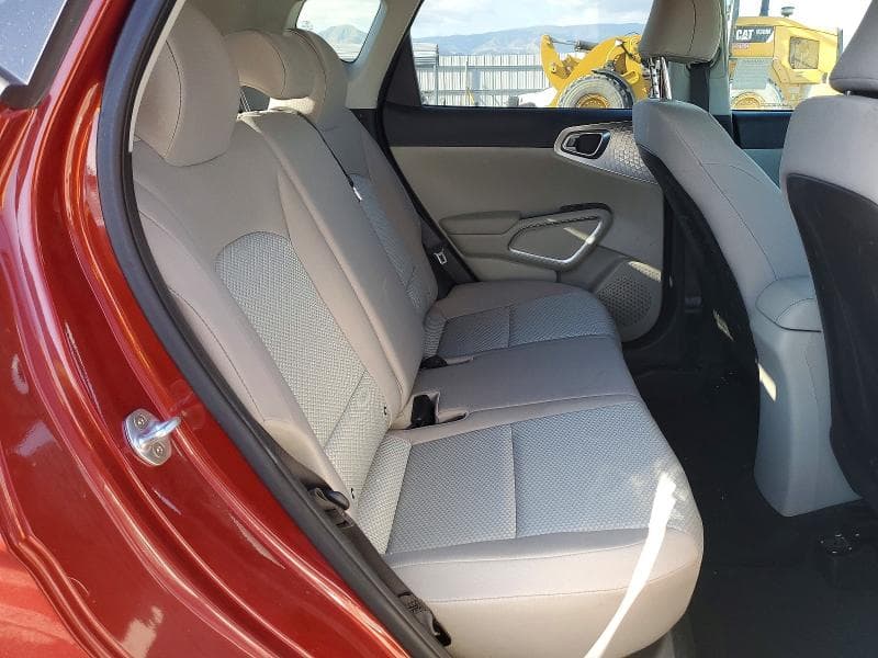 2023 KIA SOUL LX 10