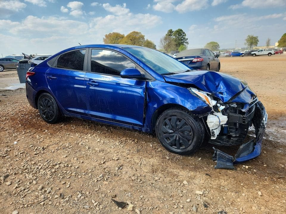 2021 HYUNDAI ACCENT SE 4