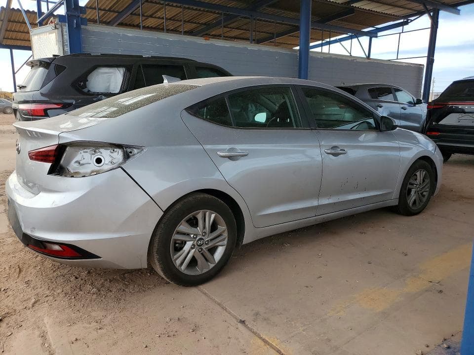 2019 HYUNDAI ELANTRA SEL 3