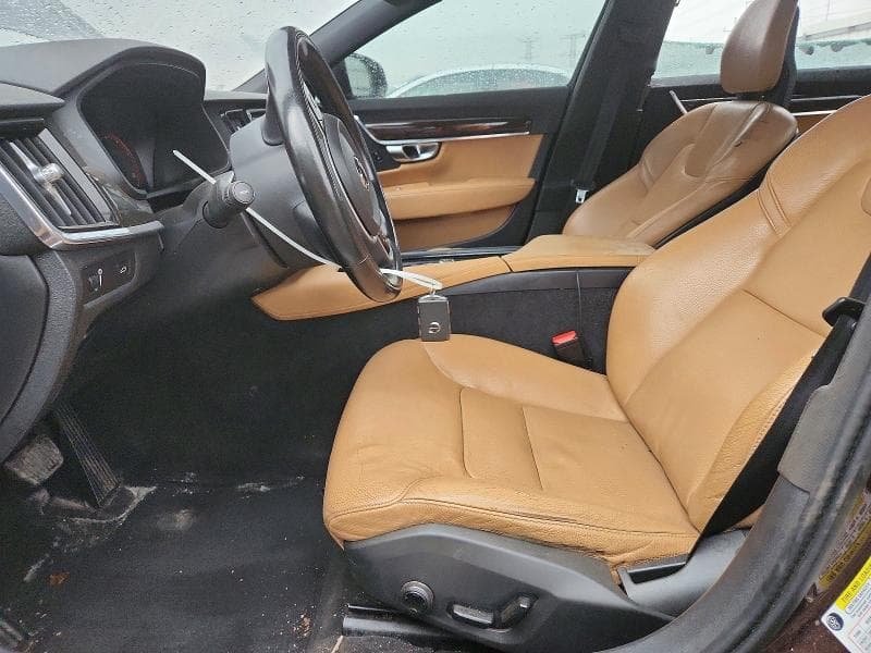 2018 VOLVO S90 T5 MOMENTUM T5 MOMENTUM 7