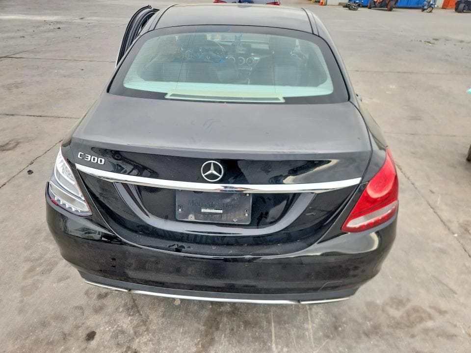 2017 MERCEDES-BENZ C 300 300 6