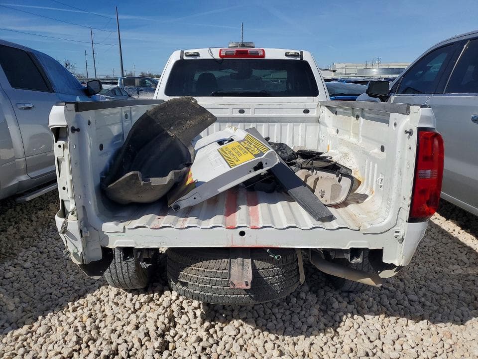 2022 CHEVROLET COLORADO LS 7